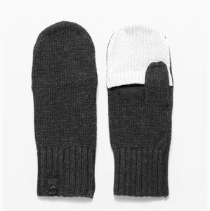 Ivivva Lululemon Proudly Present Mittens
